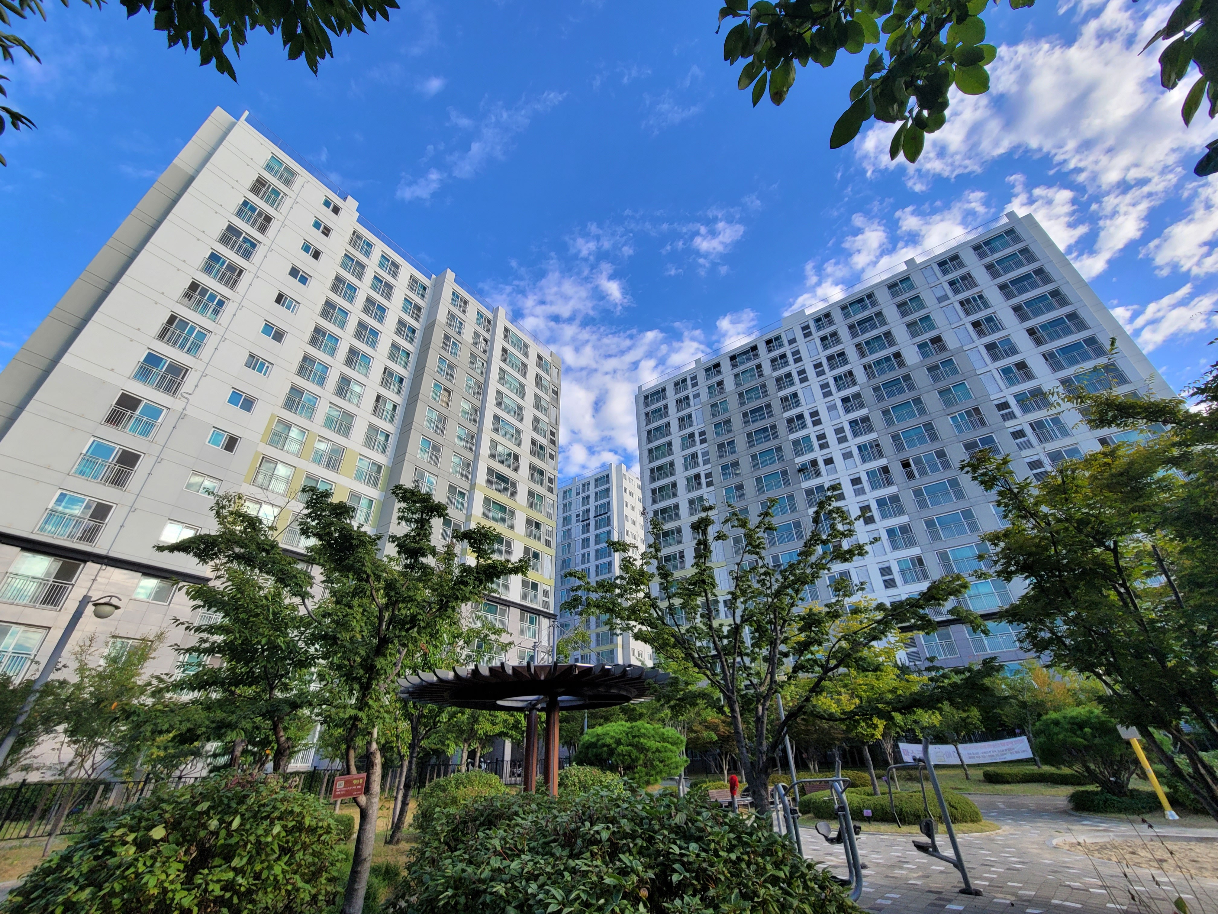 세류동 수원역센트럴어반시티의 실거래가, 시세, 매물, 주변정보 | 아파트는 호갱노노