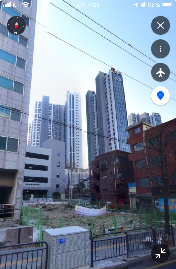 산성역자이푸르지오의 이야기 | 2단지 앞 대로의 공터부지에 8층짜리 상가건물이 들어온다고 하네요.