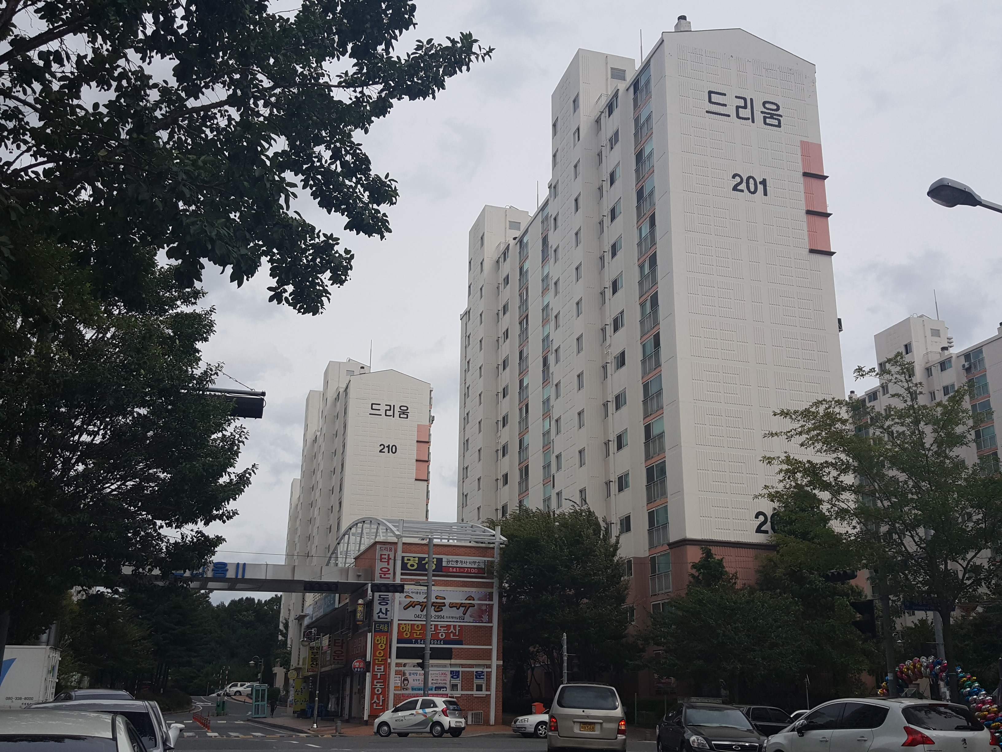 대정동 드리움2단지의 실거래가, 시세, 매물, 주변정보 | 아파트는 호갱노노