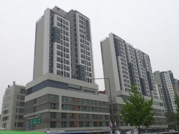 교북동 경희궁자이4단지(오)의 실거래가, 시세, 매물, 주변정보 | 아파트는 호갱노노